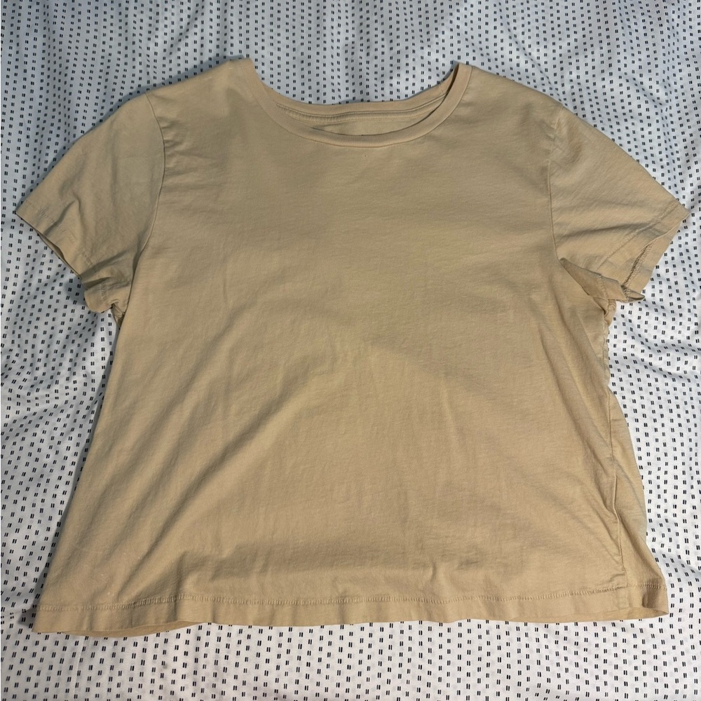 Universal Thread Beige Short Sleeve Tee